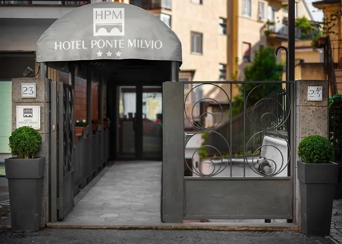 Ponte Milvio Hotel