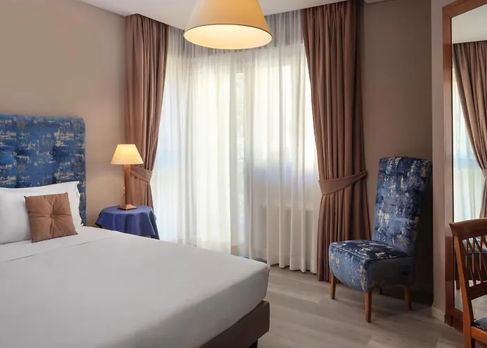 Beyou Ponte Milvio Rome